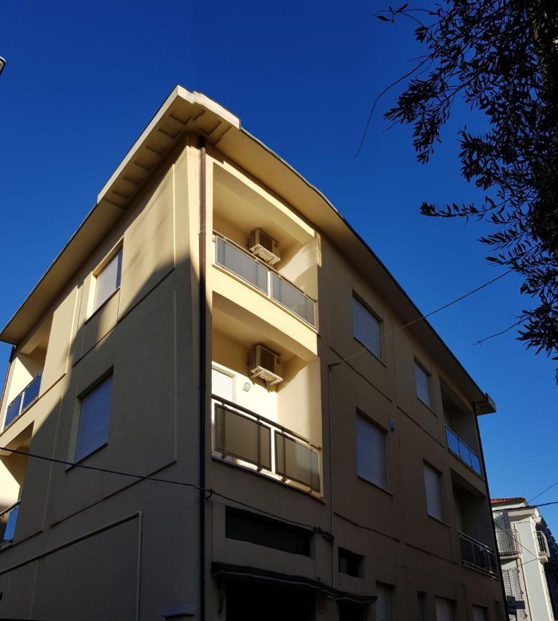 Tres Chic Bed & Breakfast Civitanova Marche Luaran gambar